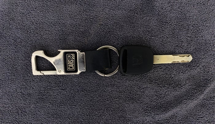 2016 Honda Amaze 1.2L I-VTEC SX, Petrol, Manual, 81,657 km, Key Close Up