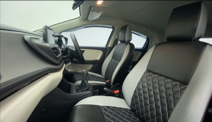 2021 Tata ALTROZ XT I-TURBO PETROL, Petrol, Manual, 3,895 km, Right Side Front Door Cabin