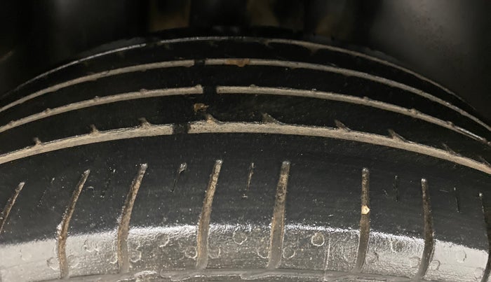 2019 Volkswagen Polo HIGH LINE PLUS 1.0, Petrol, Manual, 47,613 km, Right Rear Tyre Tread