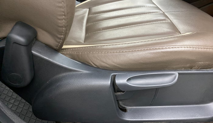 2019 Volkswagen Polo HIGH LINE PLUS 1.0, Petrol, Manual, 47,613 km, Driver Side Adjustment Panel