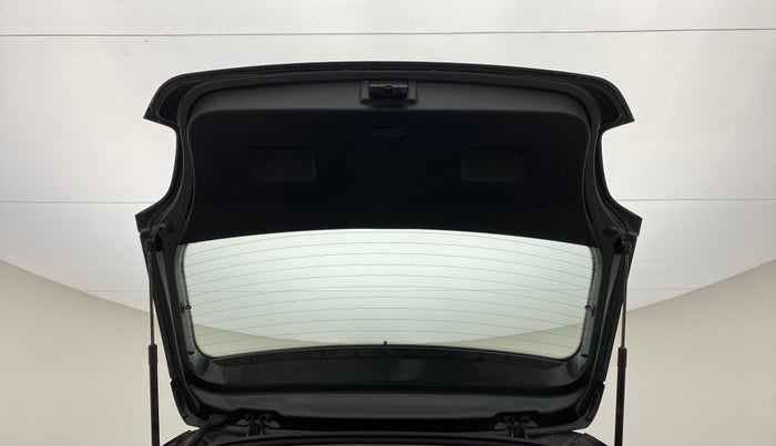2019 Volkswagen Polo HIGH LINE PLUS 1.0, Petrol, Manual, 47,613 km, Boot Door Open