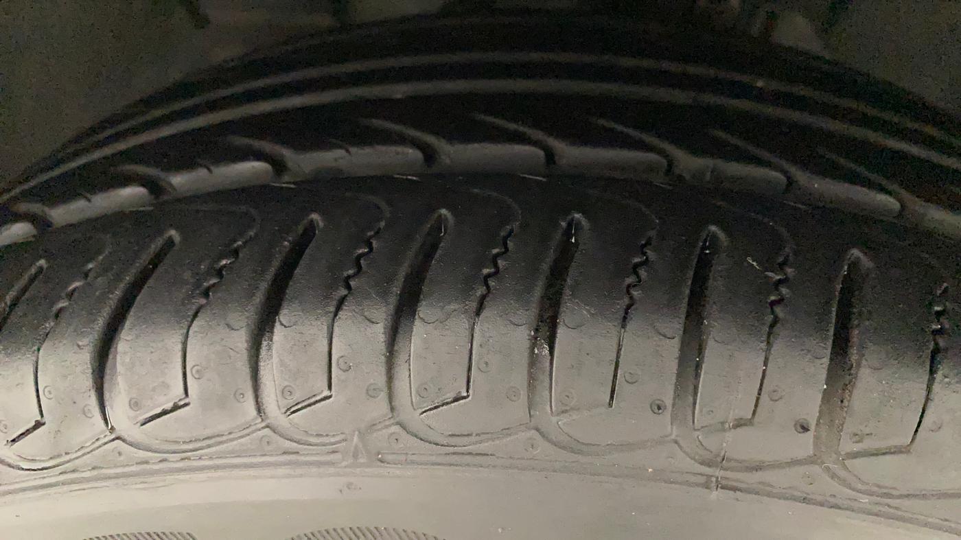 2020 Ford Ecosport TITANIUM 1.5L PETROL, Petrol, Manual, 11,558 km, Left Front Tyre Tread