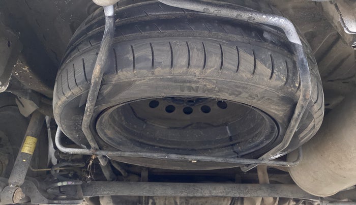 2014 Maruti Ertiga VXI, Petrol, Manual, 1,03,085 km, Spare Tyre