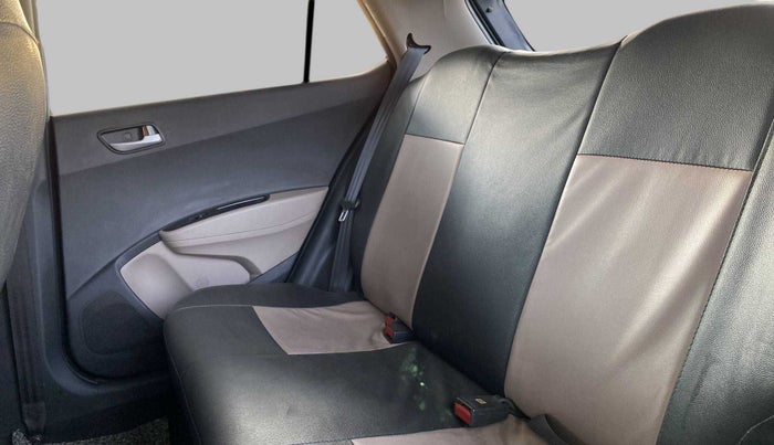 2018 Hyundai Grand i10 SPORTZ 1.2 KAPPA VTVT, Petrol, Manual, 22,454 km, Right Side Rear Door Cabin