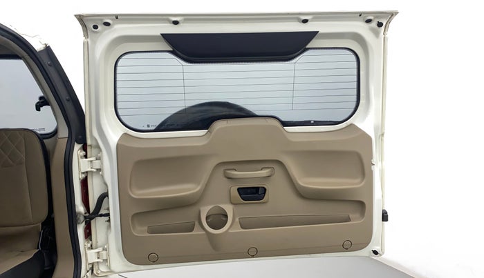 2018 Mahindra TUV300 T10, Diesel, Manual, 54,044 km, Boot Door Open
