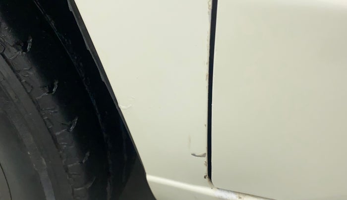 2018 Mahindra TUV300 T10, Diesel, Manual, 54,044 km, Left fender - Slight discoloration