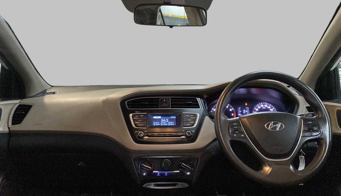 2019 Hyundai Elite i20 MAGNA PLUS 1.2, Petrol, Manual, 69,030 km, Dashboard