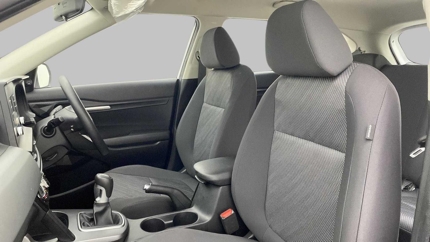 2022 KIA SELTOS HTE 1.5 PETROL, Petrol, Manual, 1,227 km, Right Side Front Door Cabin