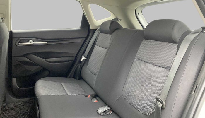 2022 KIA SELTOS HTE 1.5 PETROL, Petrol, Manual, 1,227 km, Right Side Rear Door Cabin