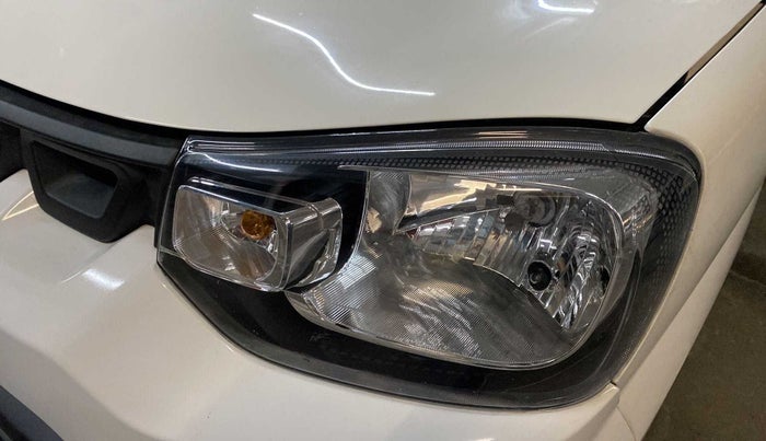 2020 Maruti S PRESSO VXI CNG, CNG, Manual, 71,156 km, Left headlight - Minor scratches