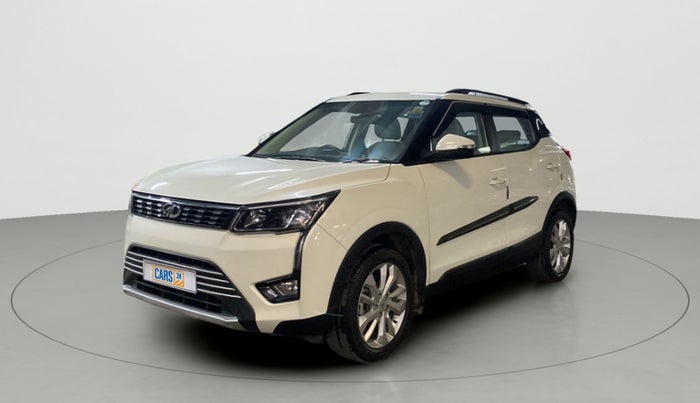 2020 Mahindra XUV300 W8 1.2 PETROL, Petrol, Manual, 77,605 km, Left Front Diagonal