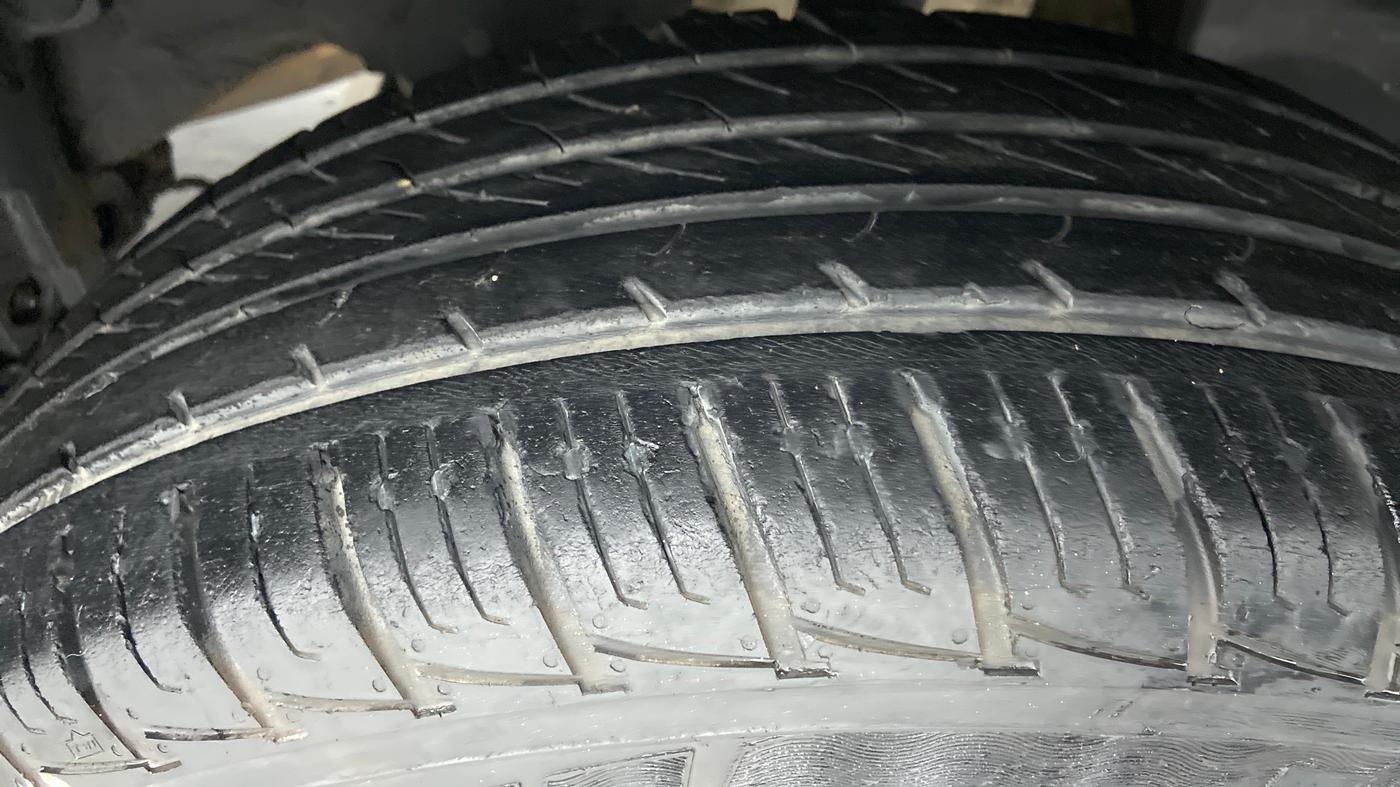 2016 Renault Duster 85 PS RXL, Diesel, Manual, 76,421 km, Left Rear Tyre Tread