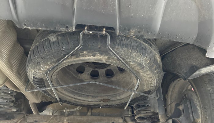 2016 Renault Duster 85 PS RXL, Diesel, Manual, 76,421 km, Spare Tyre