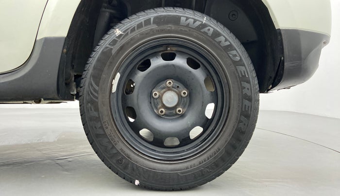 2016 Renault Duster 85 PS RXL, Diesel, Manual, 76,421 km, Left Rear Wheel