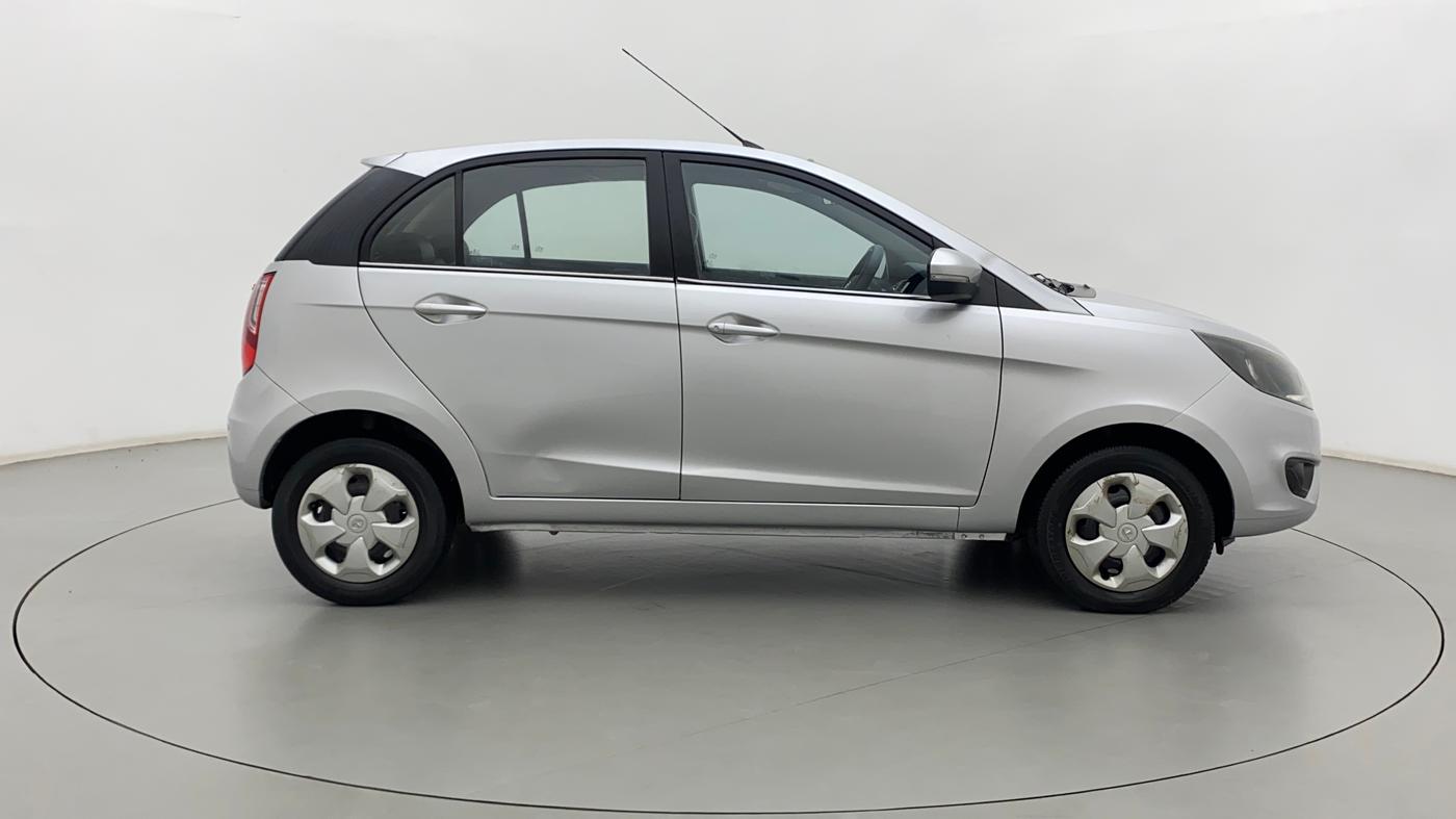 2015 Tata Bolt XMS REVOTRON, Petrol, Manual, 25,971 km, Right Side View