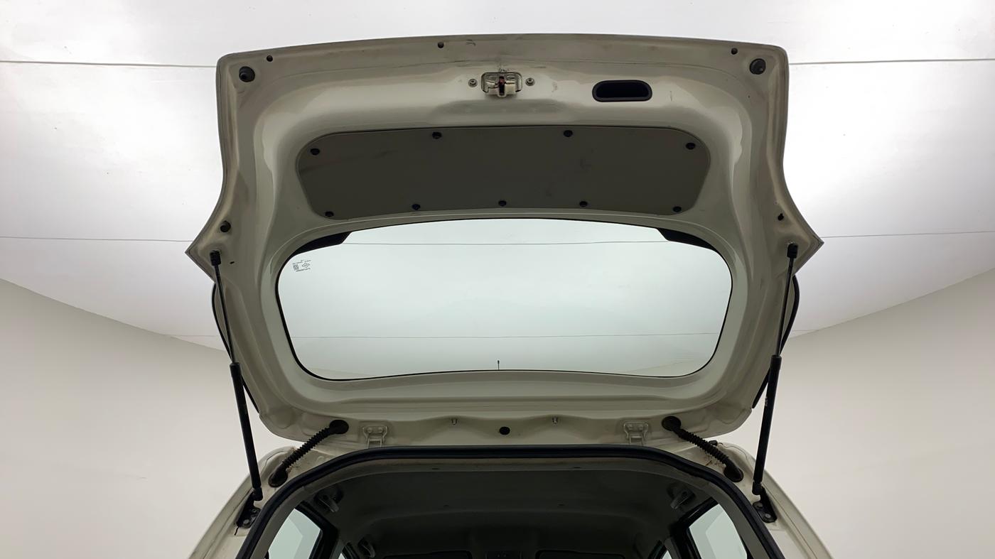 2016 Maruti Celerio VXI (O), Petrol, Manual, 69,639 km, Boot Door Open