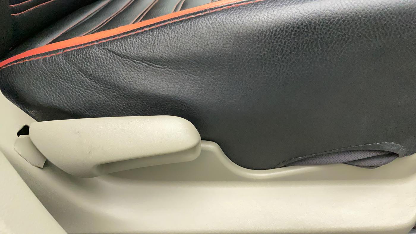 2016 Maruti Celerio VXI (O), Petrol, Manual, 69,639 km, Driver Side Adjustment Panel