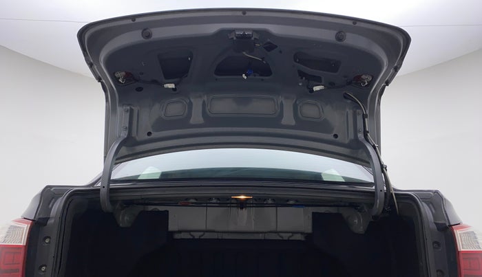 2017 Hyundai Xcent SX 1.2, Petrol, Manual, 87,203 km, Boot Door Open
