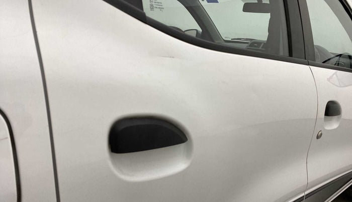 2020 Renault Kwid RXT 1.0 AMT (O), Petrol, Automatic, 12,341 km, Right rear door - Slightly dented