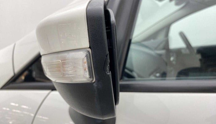 2018 Ford Ecosport TITANIUM + 1.5L PETROL, Petrol, Manual, 40,271 km, Left rear-view mirror - Cover has minor damage