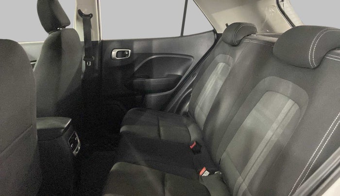 2021 Hyundai VENUE SX PLUS 1.0 TURBO DCT, Petrol, Automatic, 16,168 km, Driver Side Door Panels Control