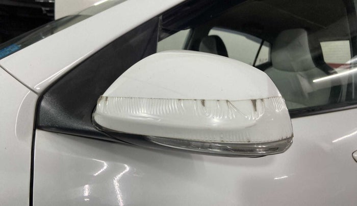 2022 Hyundai GRAND I10 NIOS SPORTZ 1.2 KAPPA VTVT CNG, CNG, Manual, 24,004 km, Left rear-view mirror - Indicator light has minor damage