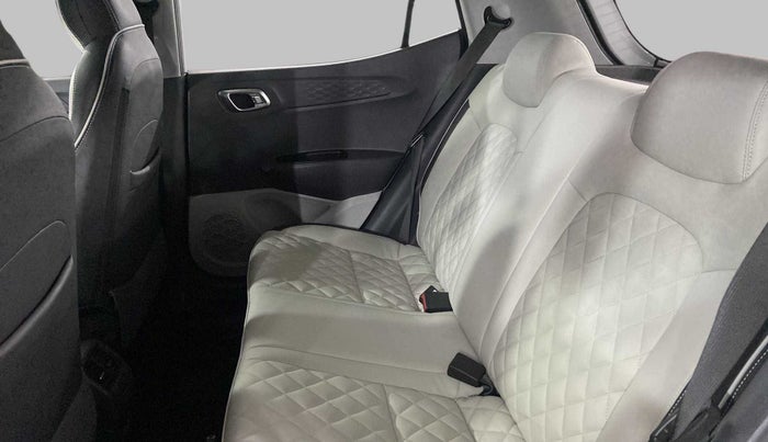 2022 Hyundai GRAND I10 NIOS SPORTZ 1.2 KAPPA VTVT CNG, CNG, Manual, 24,004 km, Right Side Rear Door Cabin