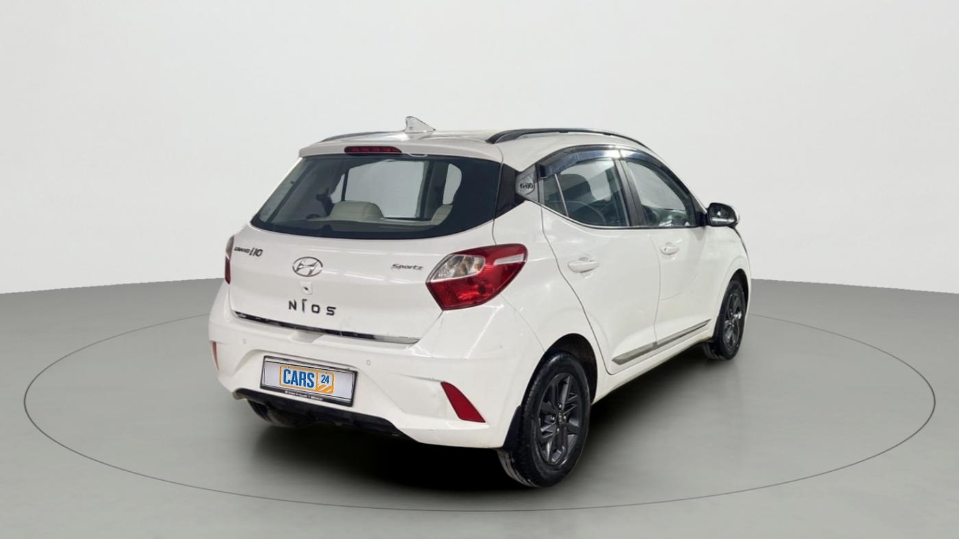 2022 Hyundai GRAND I10 NIOS SPORTZ 1.2 KAPPA VTVT CNG, CNG, Manual, 24,004 km, Right Back Diagonal