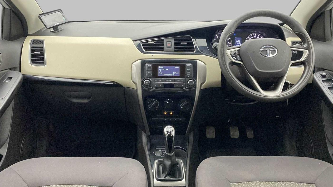 2017 Tata Zest XMS PETROL, Petrol, Manual, 10,364 km, Dashboard