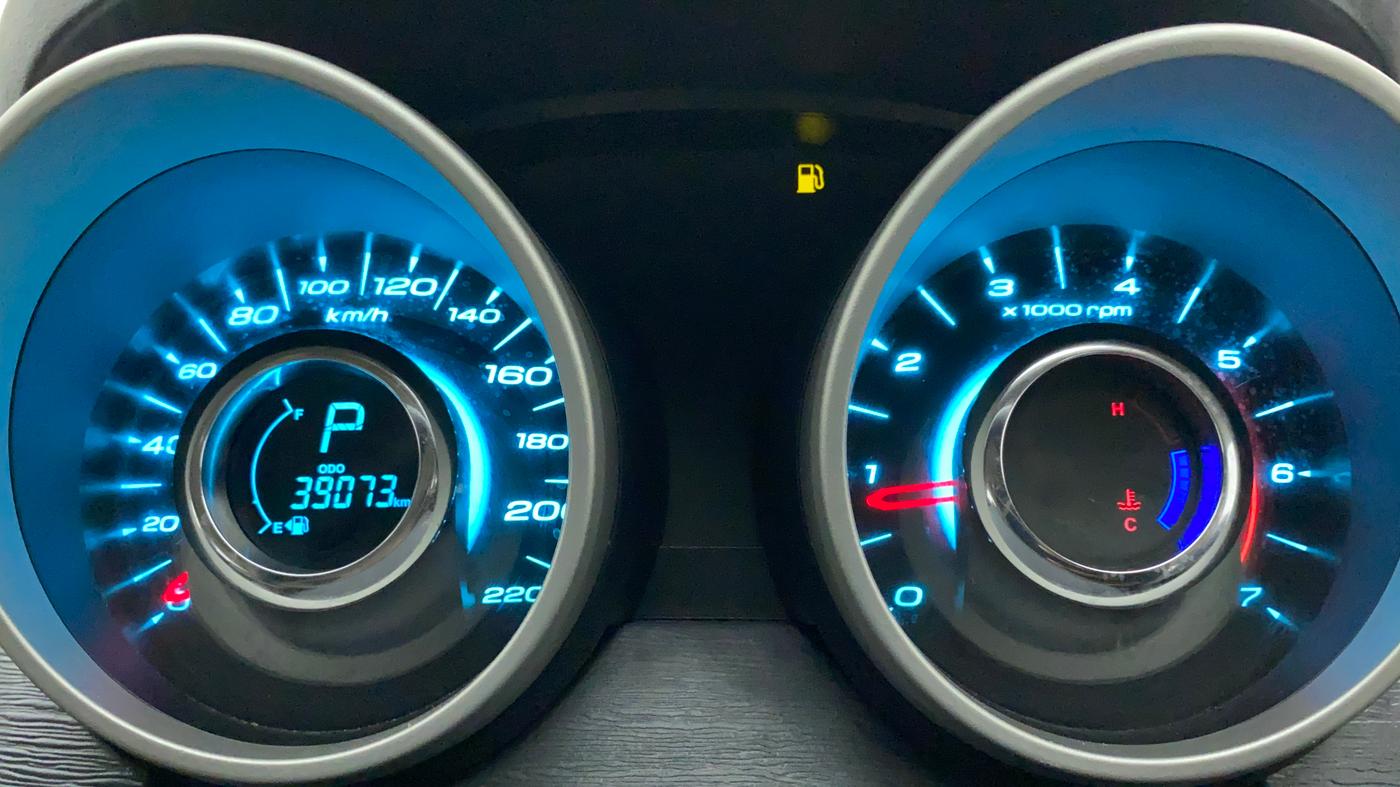 2017 Mahindra XUV500 W10 AT, Diesel, Automatic, 39,073 km, Odometer Image