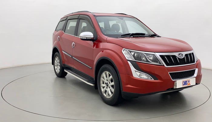 2017 Mahindra XUV500 W10 AT, Diesel, Automatic, 39,073 km, Right Front Diagonal