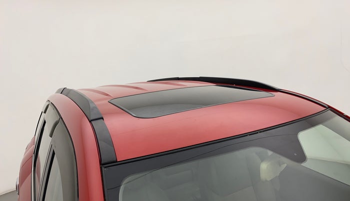 2017 Mahindra XUV500 W10 AT, Diesel, Automatic, 39,073 km, Roof