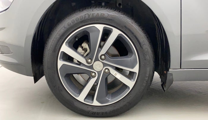 2022 Tata ALTROZ XZA PLUS, Petrol, Automatic, 5,337 km, Left Front Wheel