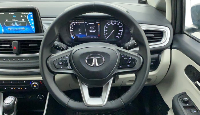 2022 Tata ALTROZ XZA PLUS, Petrol, Automatic, 5,337 km, Steering Wheel Close Up