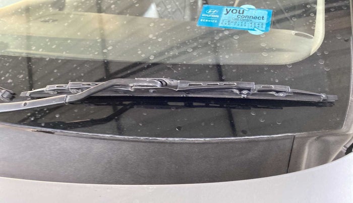 2020 Hyundai AURA S 1.2 CRDI, Diesel, Manual, 51,842 km, Front windshield - Wiper bottle cap missing