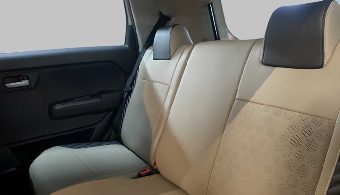 2022 Maruti New Wagon-R ZXI 1.2, Petrol, Manual, 4,703 km, Right Side Rear Door Cabin