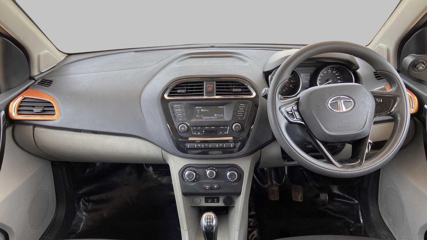 2018 Tata Tiago XZ PETROL, Petrol, Manual, 64,201 km, Dashboard