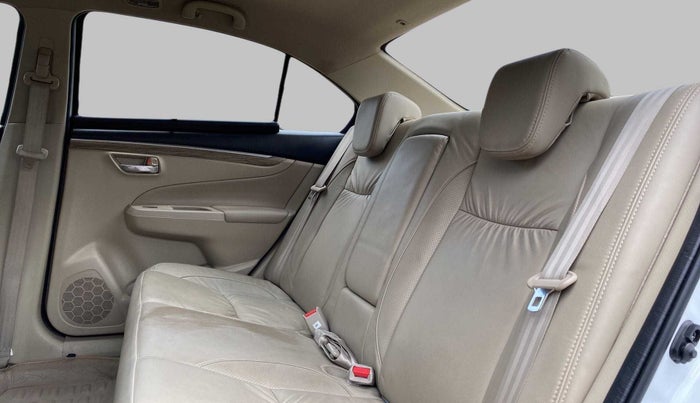 2021 Maruti Ciaz ALPHA  AT 1.5 SHVS PETROL, Petrol, Automatic, 9,246 km, Right Side Rear Door Cabin