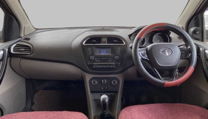 2018 Tata Tiago XZ PETROL, Petrol, Manual, 52,336 km, Dashboard