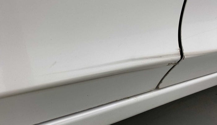 2016 Honda City 1.5L I-VTEC SV CVT, Petrol, Automatic, 95,314 km, Right rear door - Minor scratches