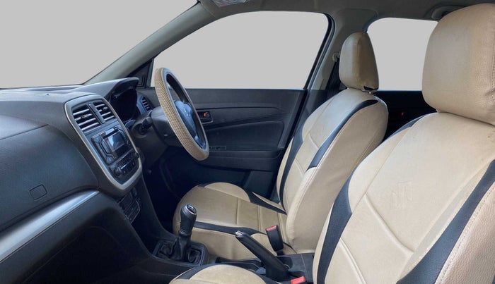 2020 Maruti Vitara Brezza VXI, Petrol, Manual, 22,218 km, Right Side Front Door Cabin