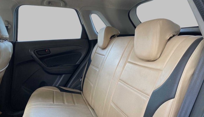 2020 Maruti Vitara Brezza VXI, Petrol, Manual, 22,218 km, Right Side Rear Door Cabin