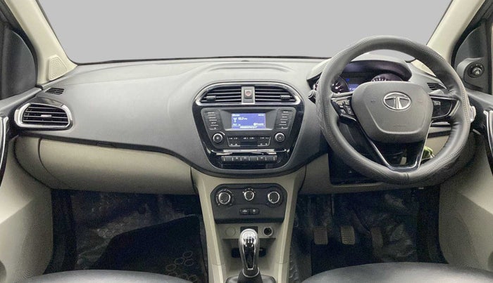 2018 Tata Tiago XZ PETROL, Petrol, Manual, 43,402 km, Dashboard