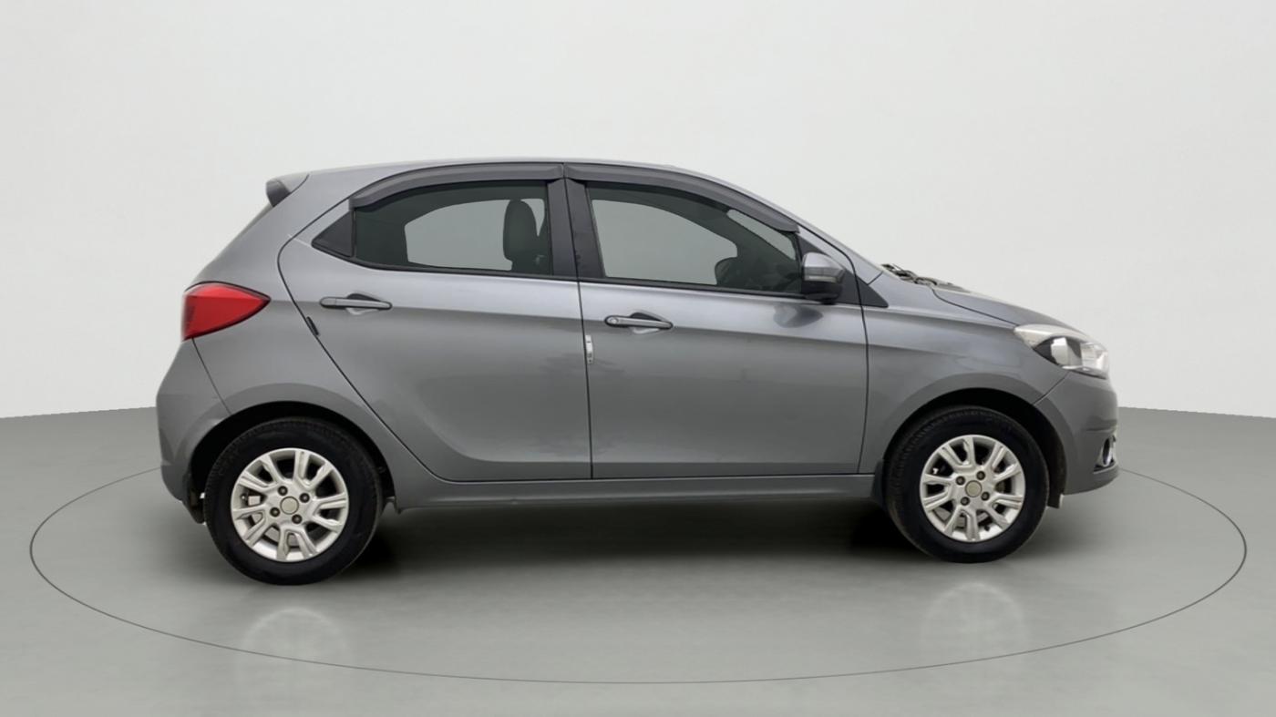 2018 Tata Tiago XZ PETROL, Petrol, Manual, 43,402 km, Right Side View