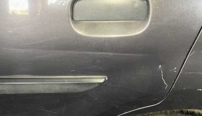 2017 Maruti Alto 800 LXI, Petrol, Manual, 51,759 km, Rear left door - Minor scratches