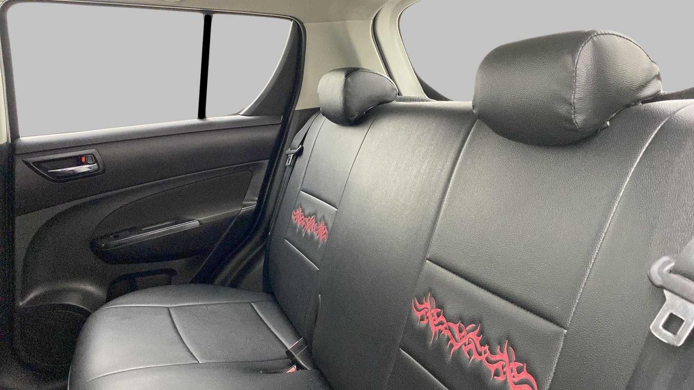 2014 Maruti Swift VXI, Petrol, Manual, 49,570 km, Right Side Rear Door Cabin