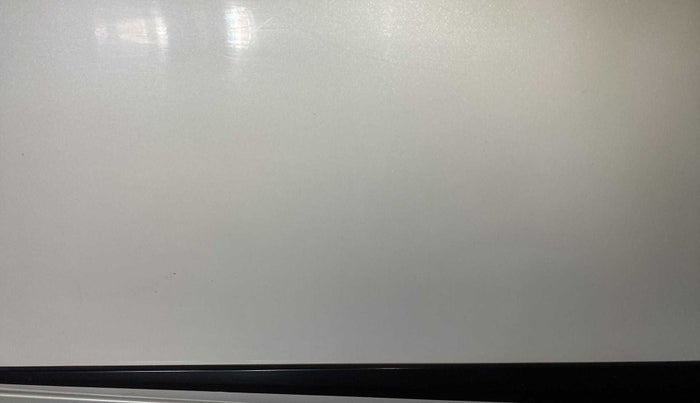 2019 Tata Tiago XZ PLUS DUAL TONE PETROL, Petrol, Manual, 1,05,021 km, Front passenger door - Slightly dented