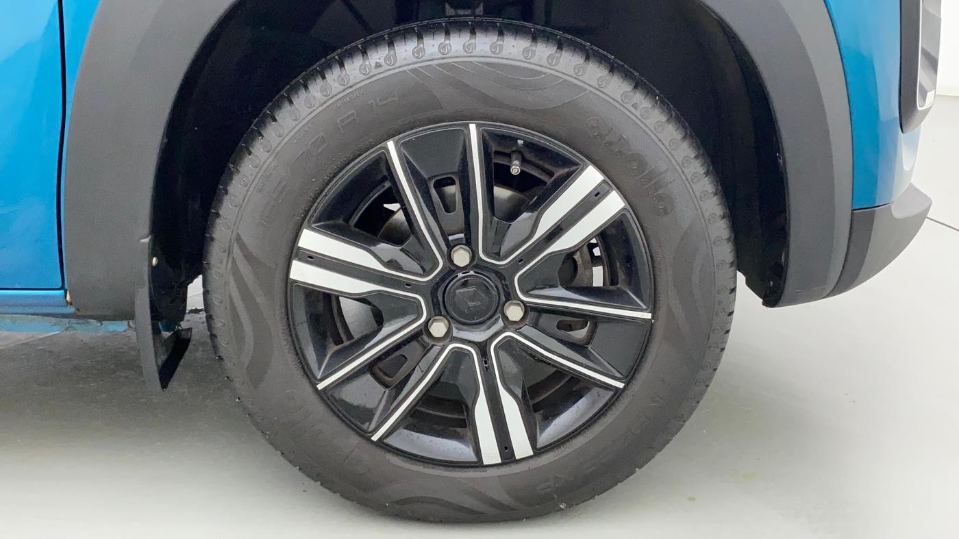 2022 Renault Kwid CLIMBER MT 1.0, Petrol, Manual, 5,615 km, Right Front Wheel