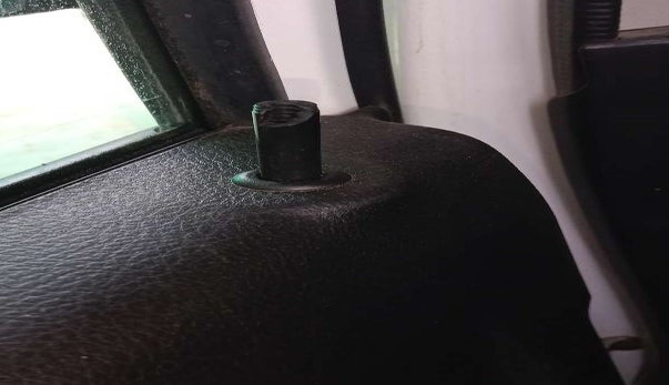 2021 Maruti Alto VXI PLUS, Petrol, Manual, 12,376 km, Lock system - Door lock knob has minor damage