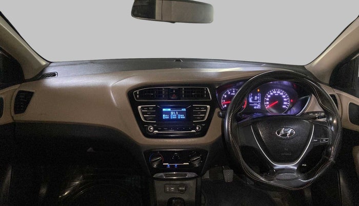 2018 Hyundai Elite i20 MAGNA EXECUTIVE 1.2, Petrol, Manual, 1,20,151 km, Dashboard